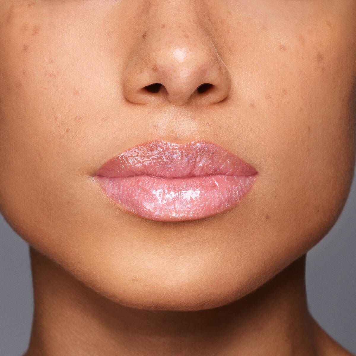 SHIMMER GEL GLOSS (BRILLO LABIAL)